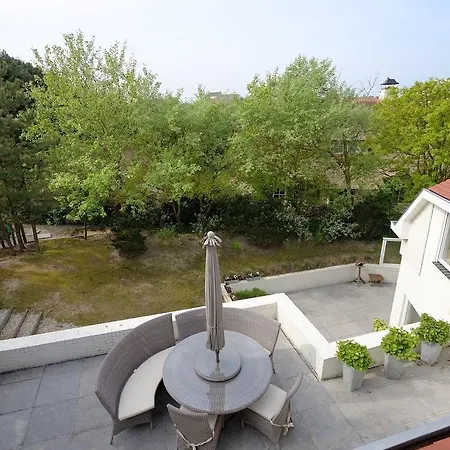 Spinoza Beach House